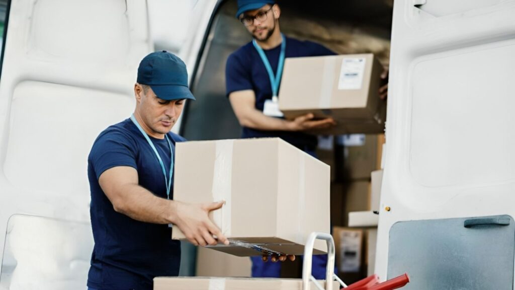 factors to consider when choosing a courier